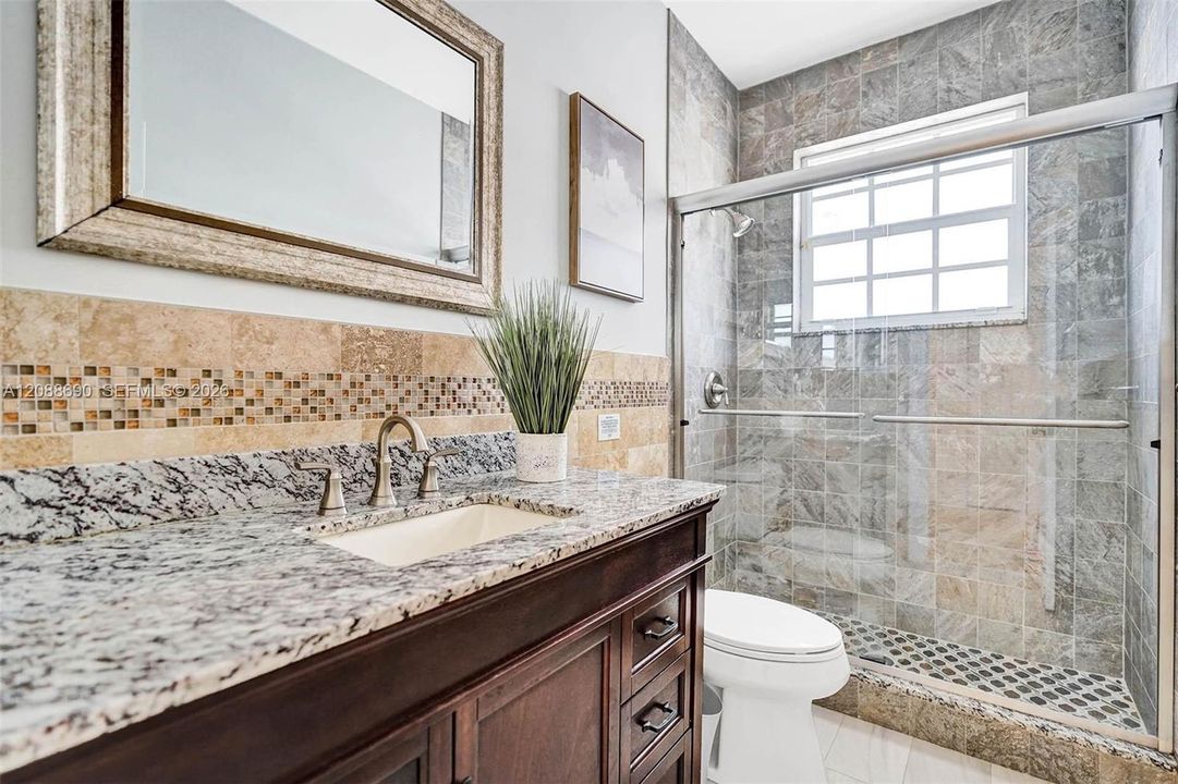 En Renta: $8,500 (7 camas, 3 baños, 3098 Pies cuadrados)