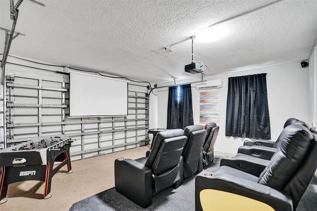 En Renta: $8,500 (7 camas, 3 baños, 3098 Pies cuadrados)