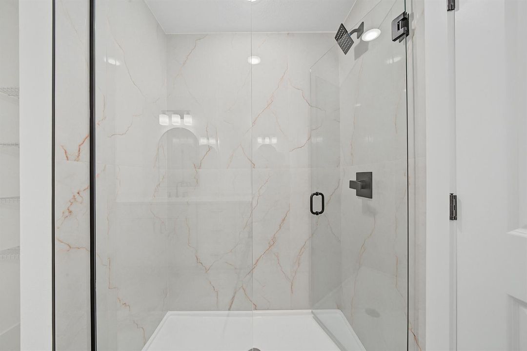 interior - master bathroom 4