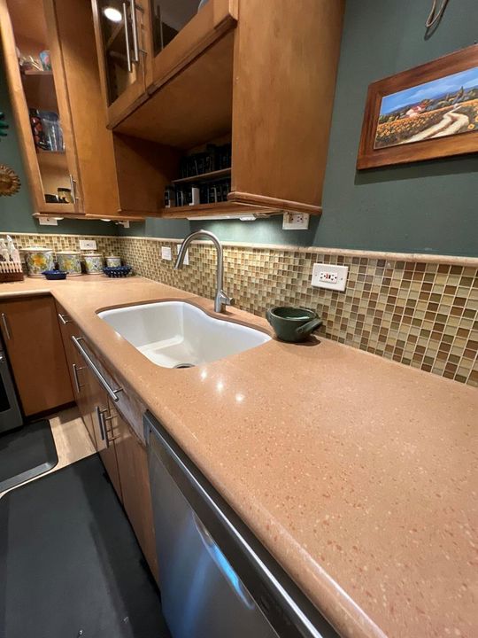 DC5D30B3-DFF6-45D0-8904-F33117D3136A