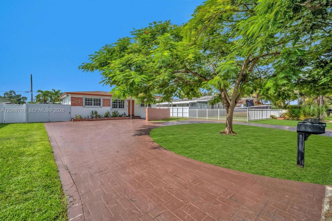 En Venta: $525,000 (3 camas, 2 baños, 1014 Pies cuadrados)