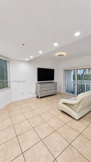 En Venta: $400,000 (3 camas, 2 baños, 1207 Pies cuadrados)