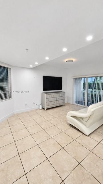 En Venta: $400,000 (3 camas, 2 baños, 1207 Pies cuadrados)