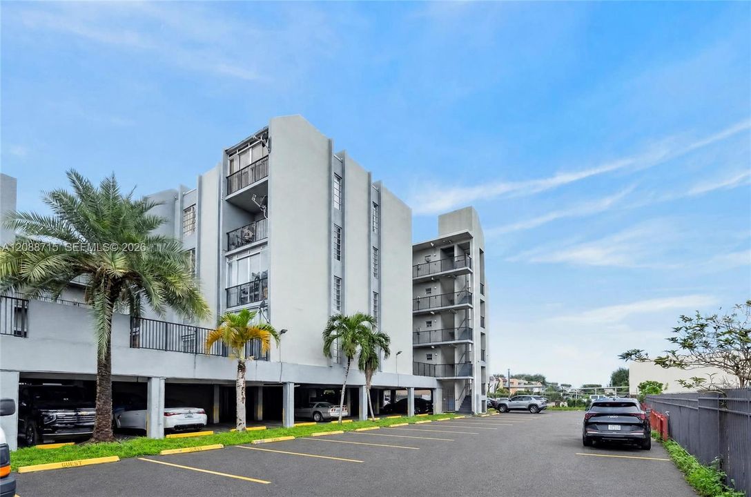 En Venta: $270,000 (3 camas, 2 baños, 1217 Pies cuadrados)