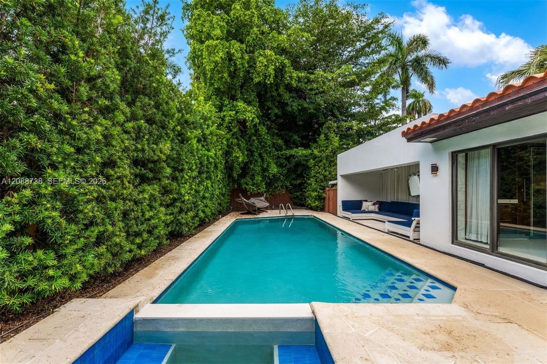 For Rent: $40,000 (4 beds, 4 baths, 4002 Square Feet)