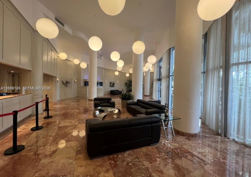 En Renta: $2,395 (1 camas, 1 baños, 753 Pies cuadrados)