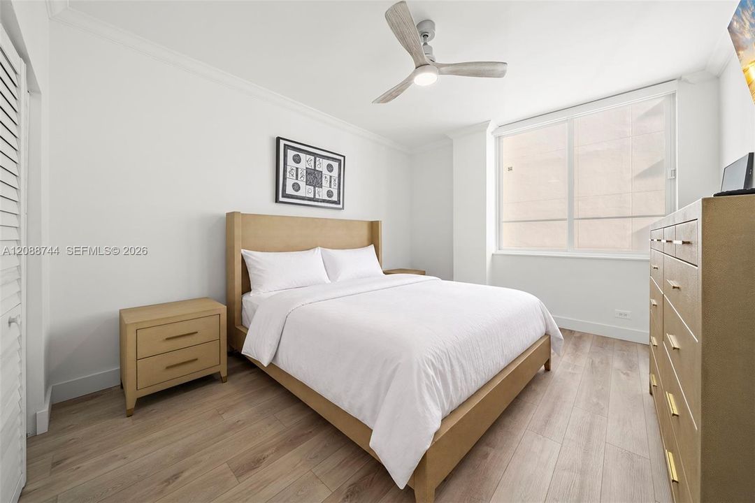 В аренду: $3,450 (2 спален, 1 ванн, 964 Квадратных фут)
