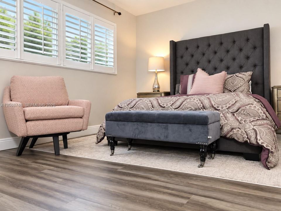 For Rent: $2,700 (1 beds, 1 baths, 806 Square Feet)