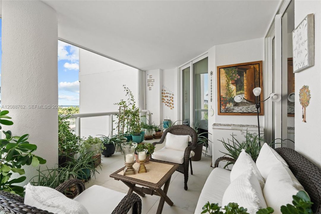 For Rent: $10,000 (3 beds, 2 baths, 2720 Square Feet)