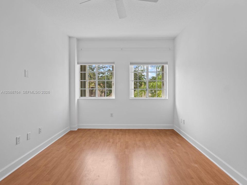 В аренду: $6,200 (5 спален, 3 ванн, 3052 Квадратных фут)