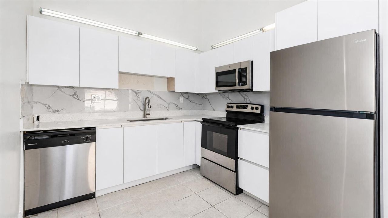 37_11281_NW_39th_St_Other_16x9