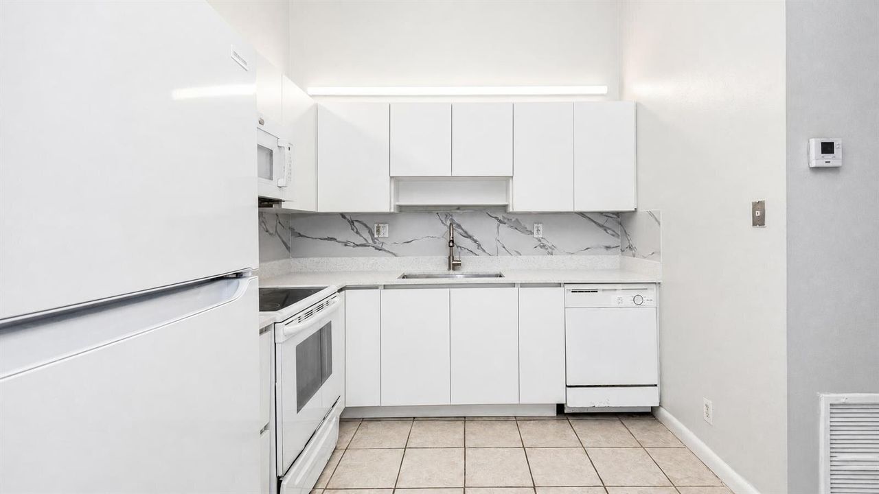 11_11281_NW_39th_St_Other_16x9