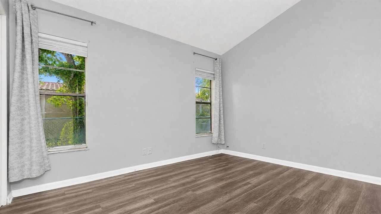 15_11281_NW_39th_St_Other_16x9
