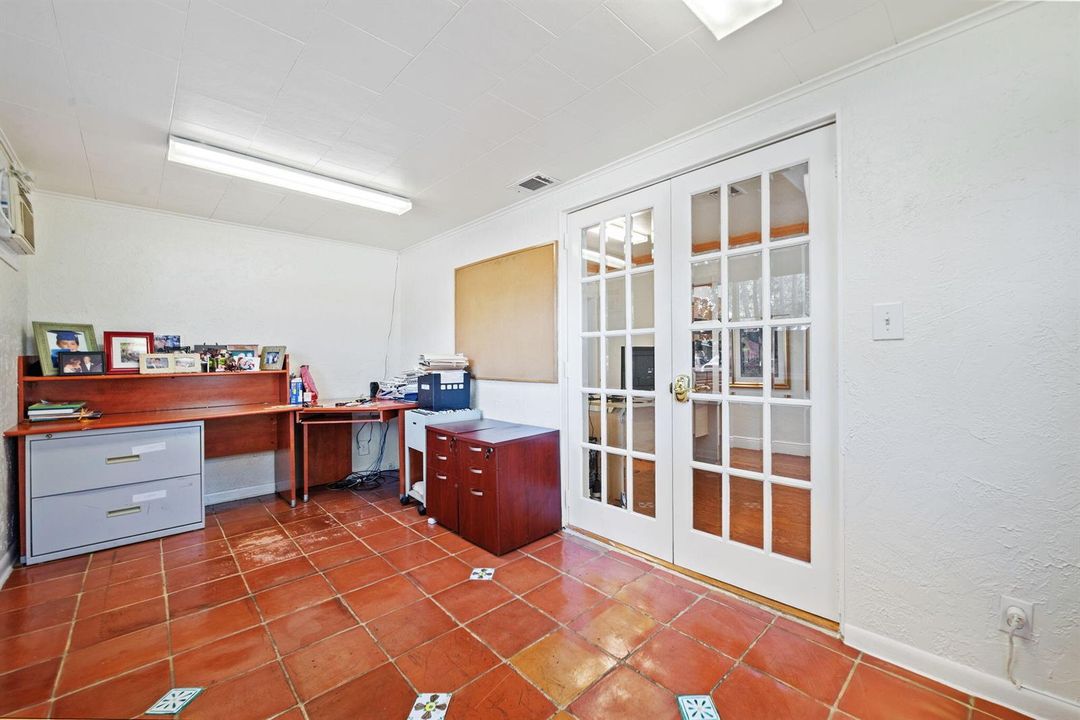 14-web-or-mls-1901-se-4th-ave