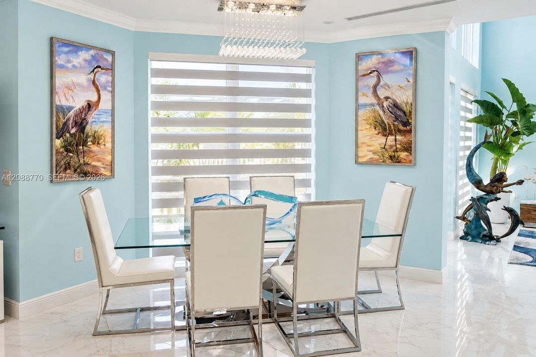 En Venta: $5,499,000 (6 camas, 5 baños, 4010 Pies cuadrados)