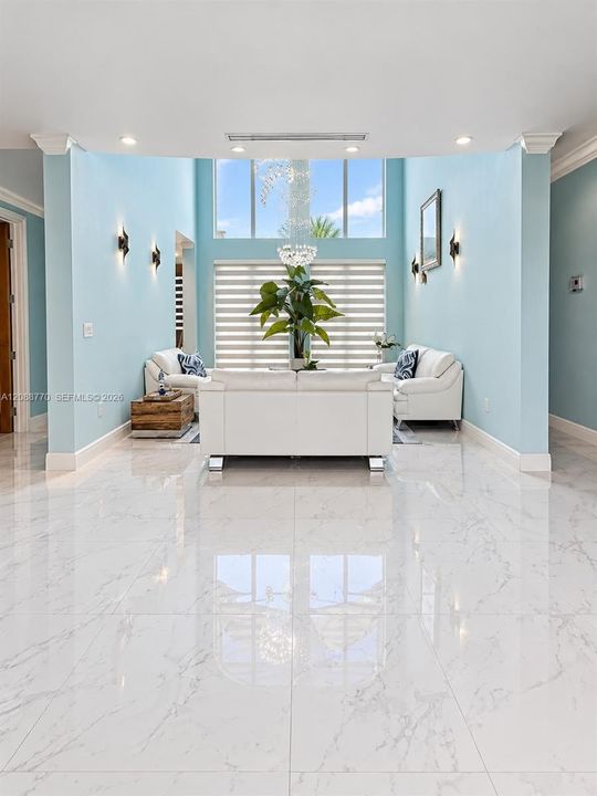 En Venta: $5,499,000 (6 camas, 5 baños, 4010 Pies cuadrados)
