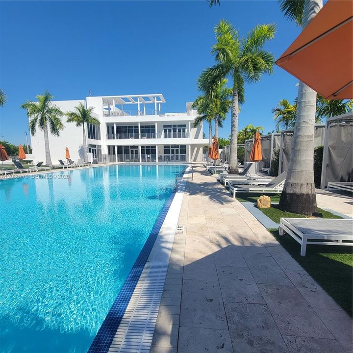 En Venta: $959,000 (4 camas, 3 baños, 2379 Pies cuadrados)