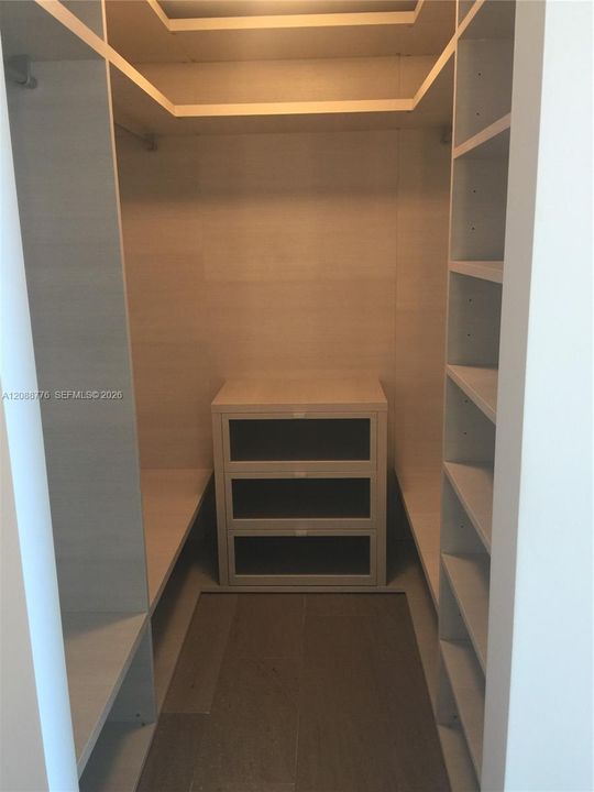En Renta: $4,900 (1 camas, 1 baños, 879 Pies cuadrados)