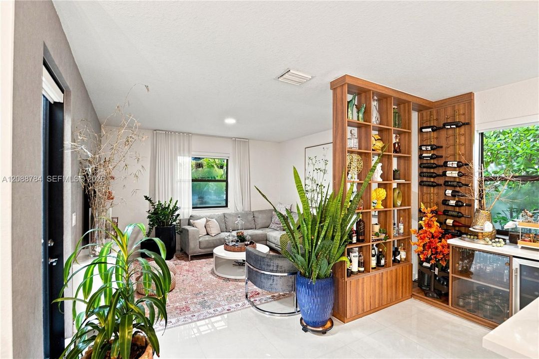 For Sale: $695,000 (3 beds, 2 baths, 1848 Square Feet)