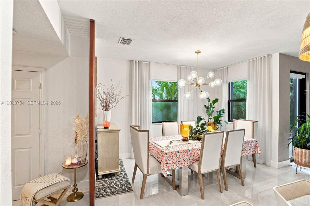 For Sale: $695,000 (3 beds, 2 baths, 1848 Square Feet)