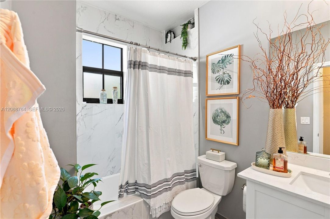 For Sale: $695,000 (3 beds, 2 baths, 1848 Square Feet)