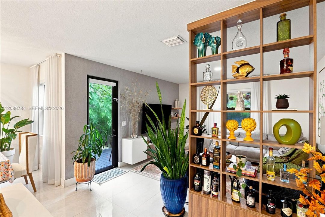For Sale: $695,000 (3 beds, 2 baths, 1848 Square Feet)