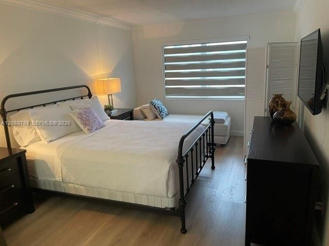 В аренду: $2,300 (2 спален, 2 ванн, 1075 Квадратных фут)
