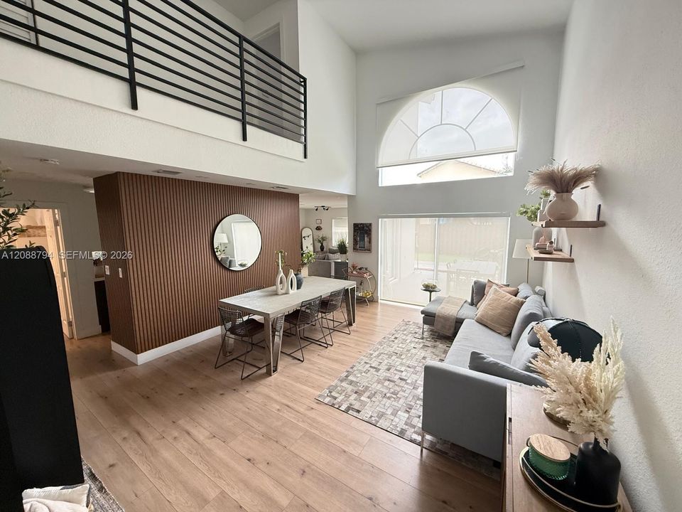 В аренду: $5,950 (5 спален, 3 ванн, 2154 Квадратных фут)