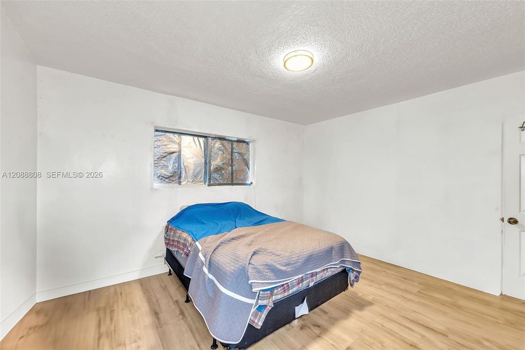 En Venta: $449,000 (3 camas, 2 baños, 1454 Pies cuadrados)