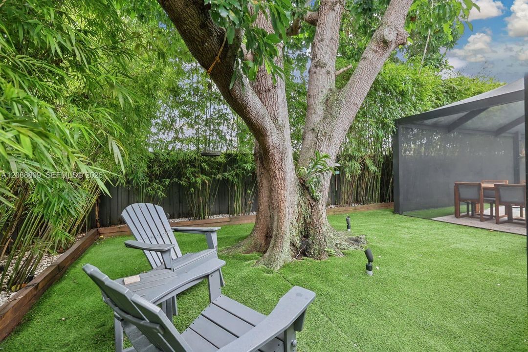 For Sale: $879,000 (4 beds, 2 baths, 1767 Square Feet)