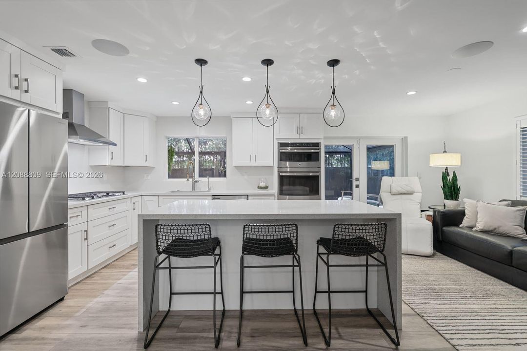 For Sale: $879,000 (4 beds, 2 baths, 1767 Square Feet)