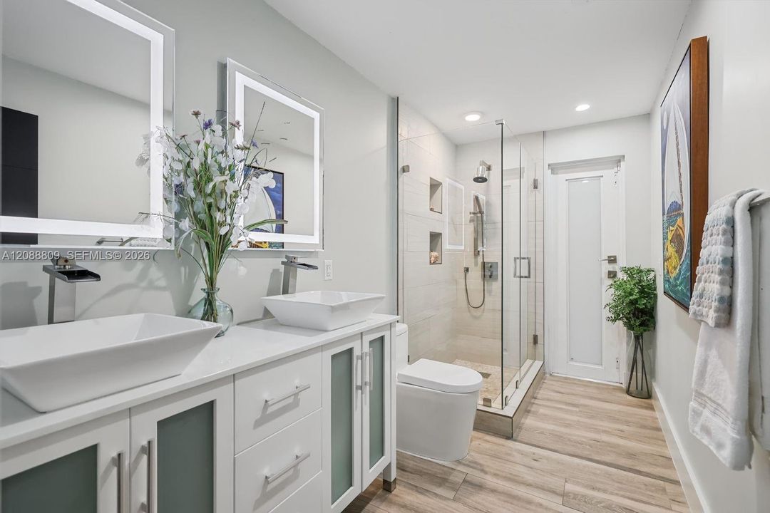 For Sale: $879,000 (4 beds, 2 baths, 1767 Square Feet)