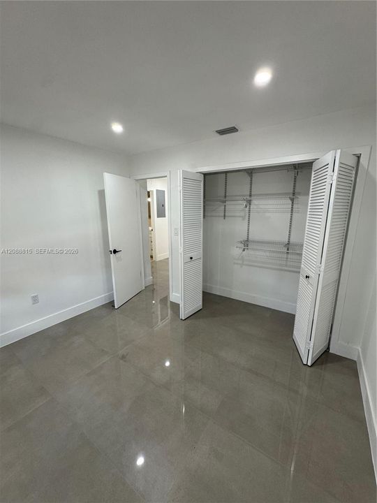 На продажу: $699,000 (3 спален, 2 ванн, 1543 Квадратных фут)