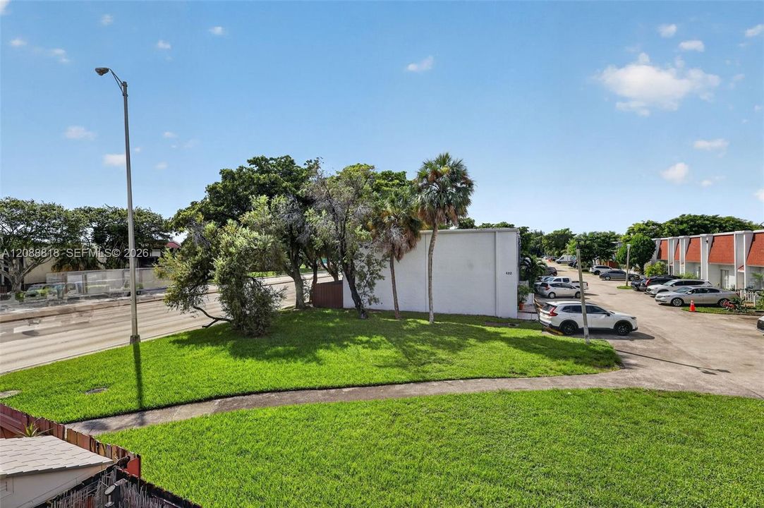 For Rent: $2,600 (3 beds, 2 baths, 1545 Square Feet)
