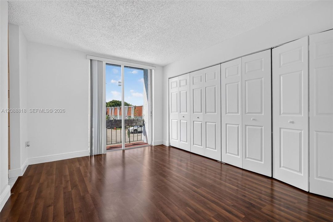 For Rent: $2,600 (3 beds, 2 baths, 1545 Square Feet)
