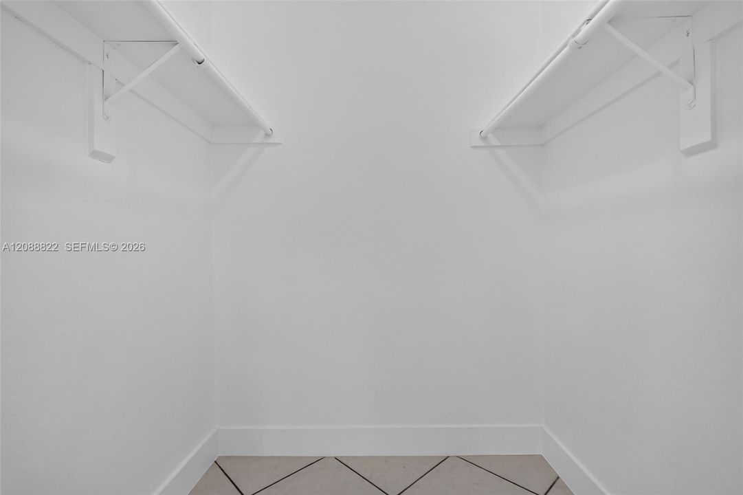 En Renta: $2,350 (2 camas, 2 baños, 870 Pies cuadrados)