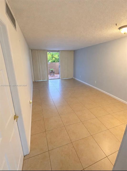 En Renta: $1,800 (1 camas, 1 baños, 727 Pies cuadrados)