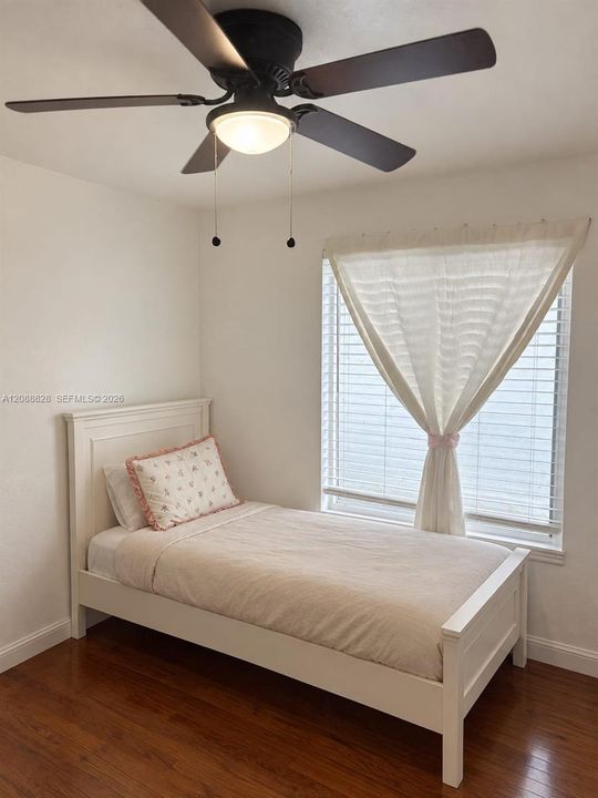 For Sale: $579,900 (4 beds, 2 baths, 1345 Square Feet)