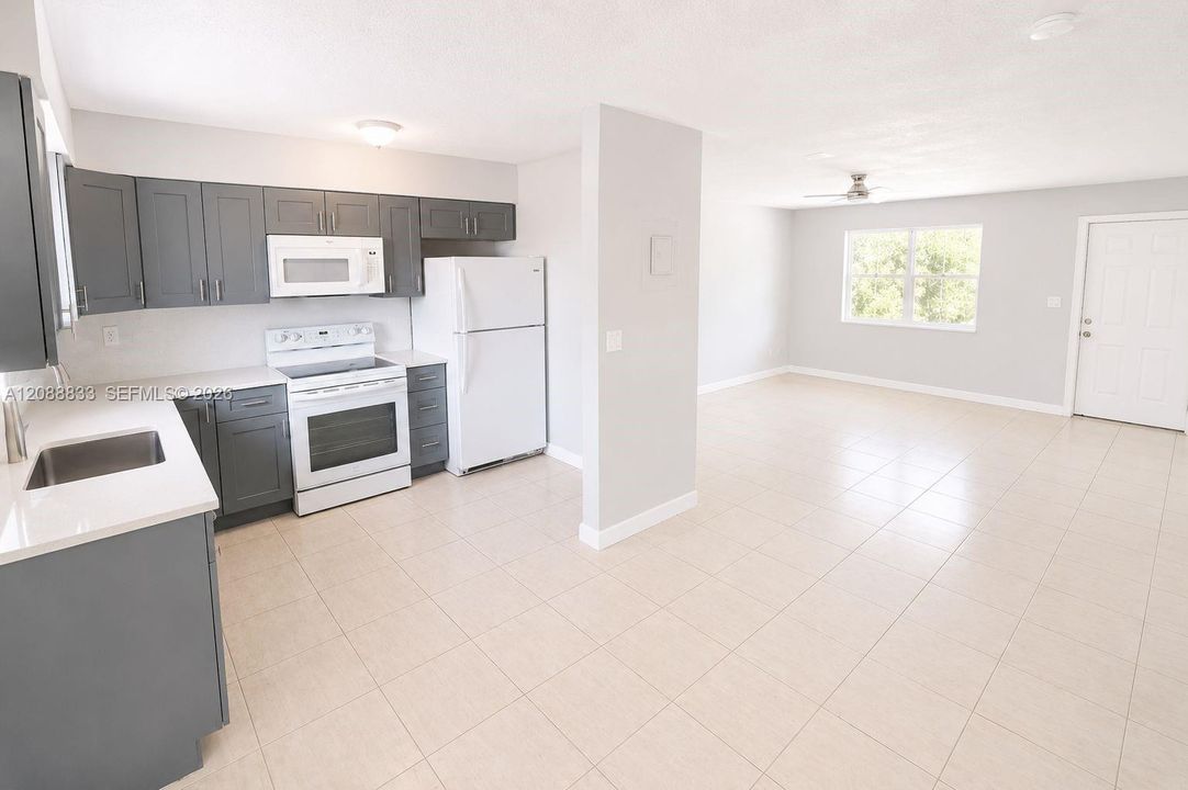 For Rent: $2,100 (2 beds, 1 baths, 2341 Square Feet)