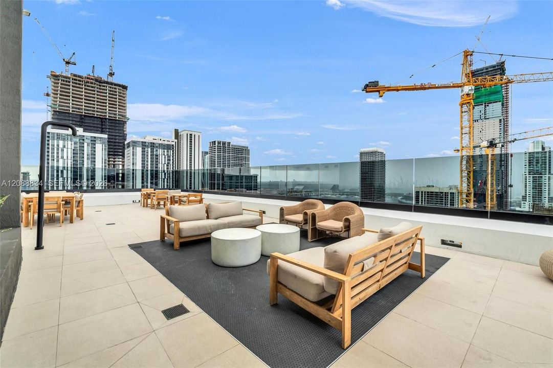 For Sale: $450,000 (0 beds, 1 baths, 392 Square Feet)