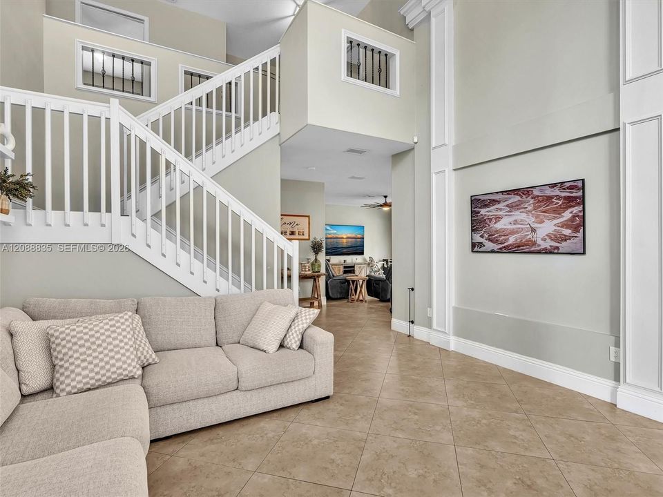 For Sale: $964,900 (5 beds, 2 baths, 3266 Square Feet)