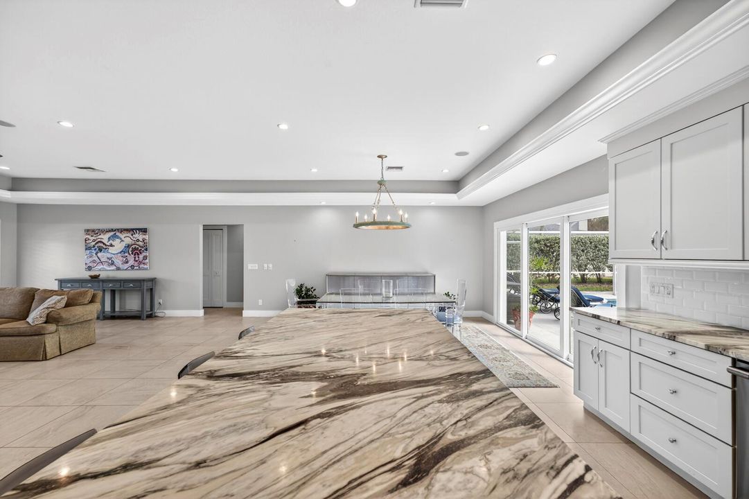 965 Beacon Lane-12
