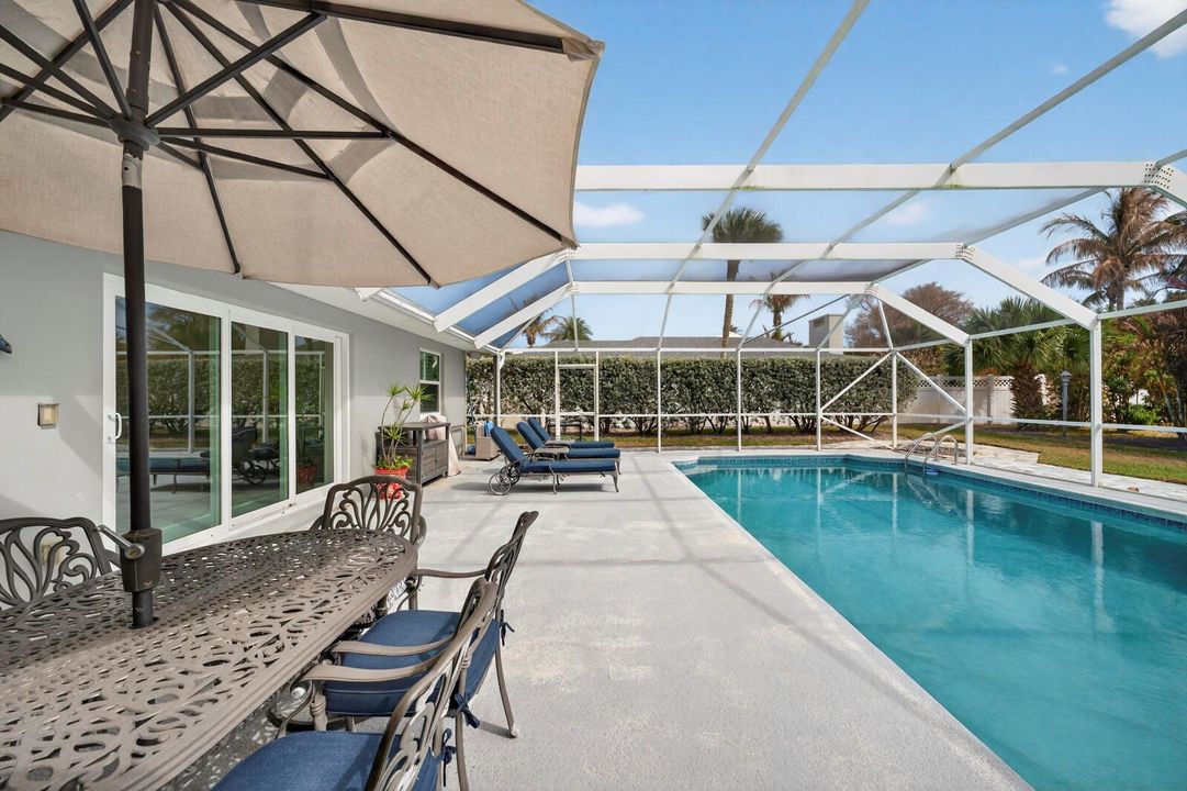 965 Beacon Lane-24