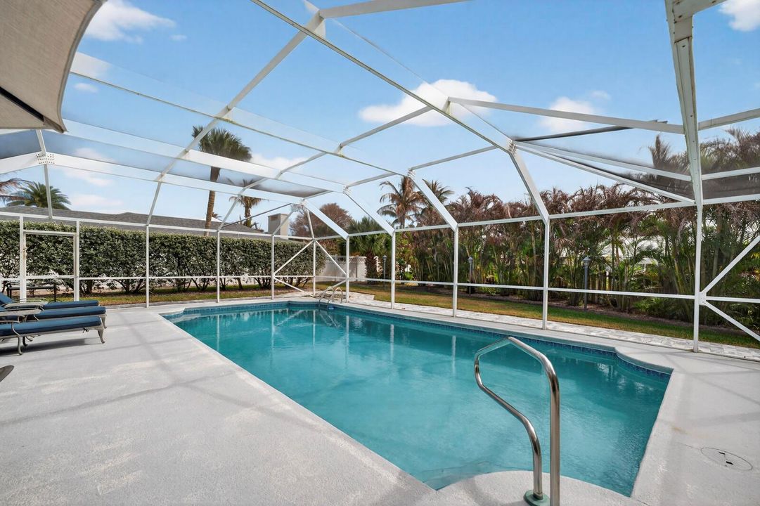 965 Beacon Lane-25