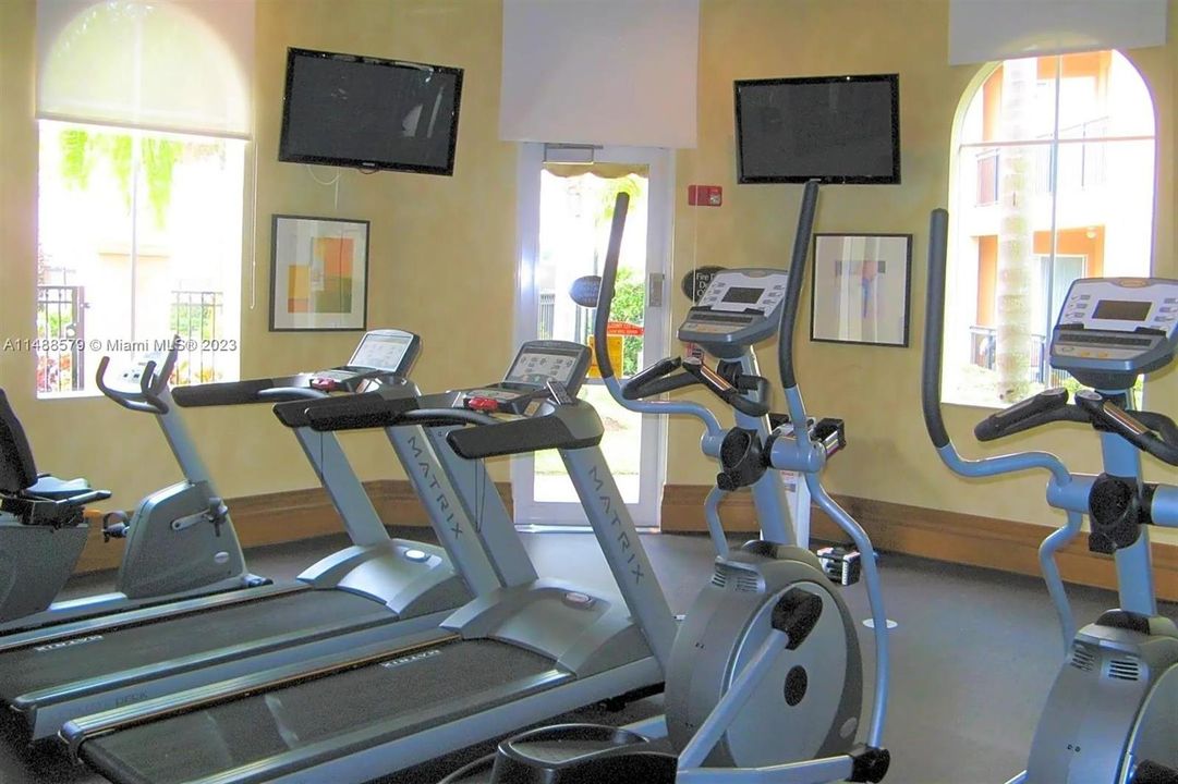 Photo 6