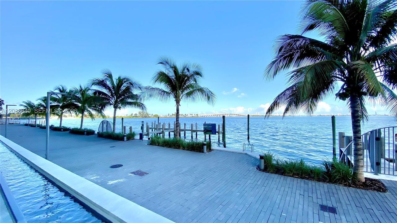For Rent: $8,900 (3 beds, 3 baths, 1526 Square Feet)