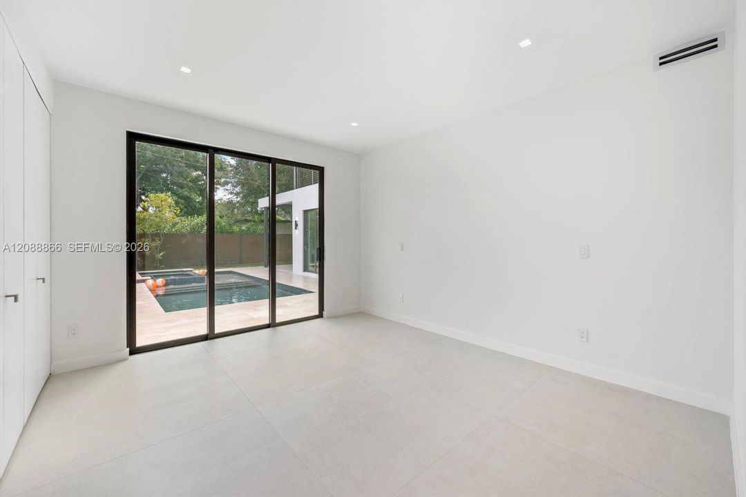 En Venta: $2,850,000 (4 camas, 5 baños, 3661 Pies cuadrados)