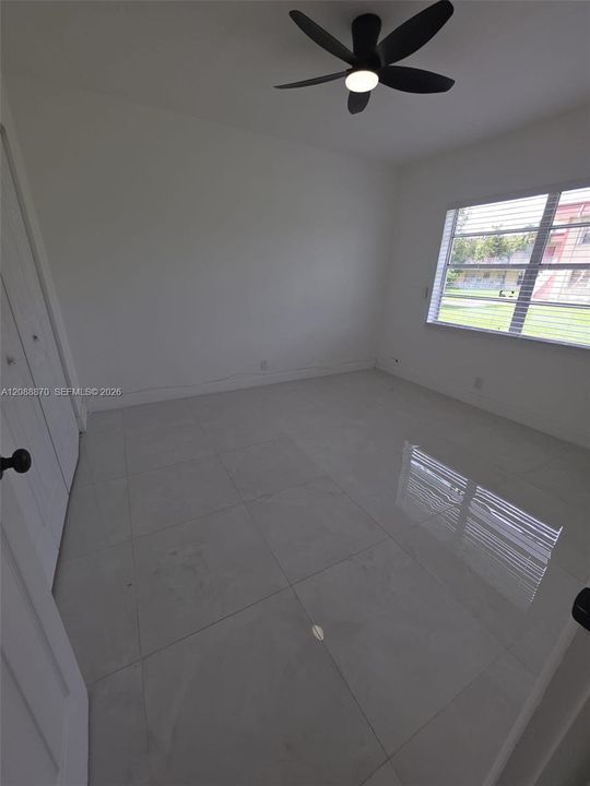 For Rent: $2,280 (2 beds, 1 baths, 952 Square Feet)