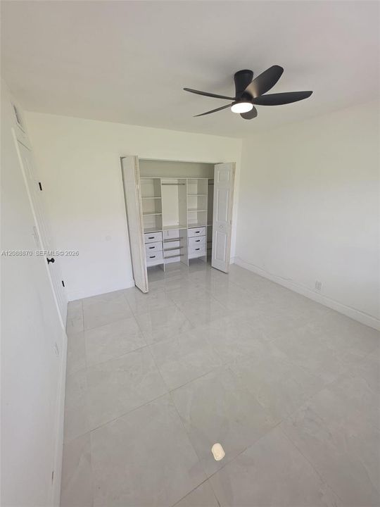 For Rent: $2,280 (2 beds, 1 baths, 952 Square Feet)