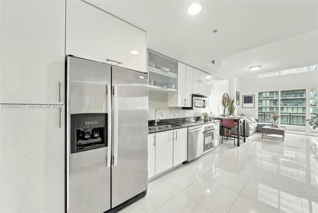 На продажу: $395,000 (1 спален, 1 ванн, 780 Квадратных фут)